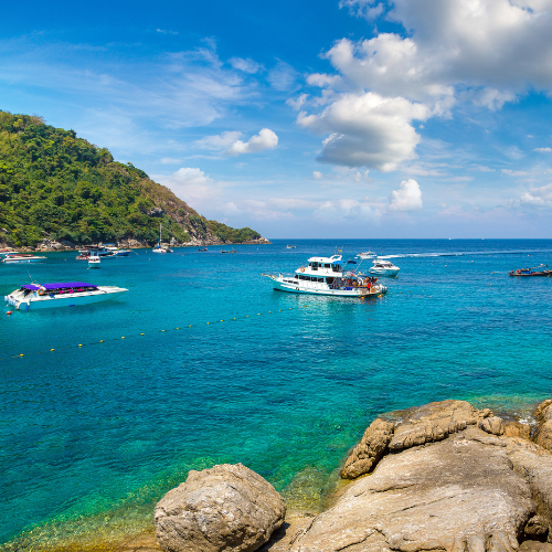 Raya Island + Buffet Lunch Speedboat